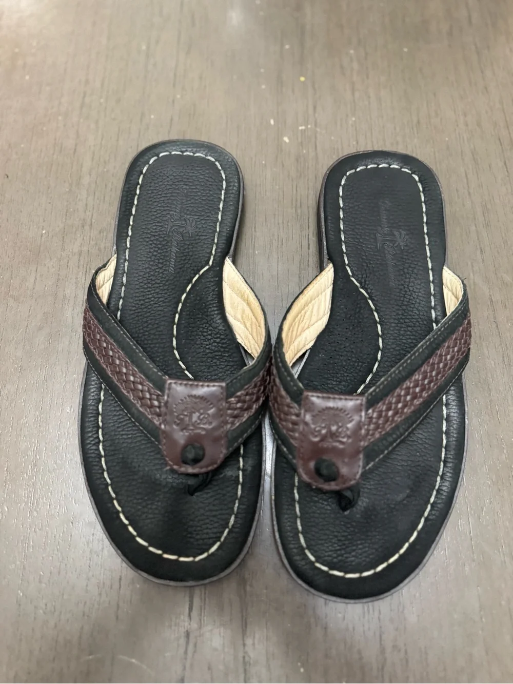 Tommy Bahama Leather Flip Flops Style Anchored Men’s Sz 10M